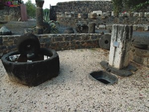 Capernaum roman olive press - David Shankbone